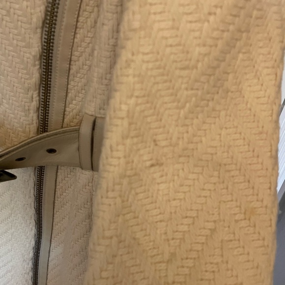 Mackage White Coat Tiled Weave Leather Belt Cream Color Size Large Funnel Collar - Picture 10 of 10